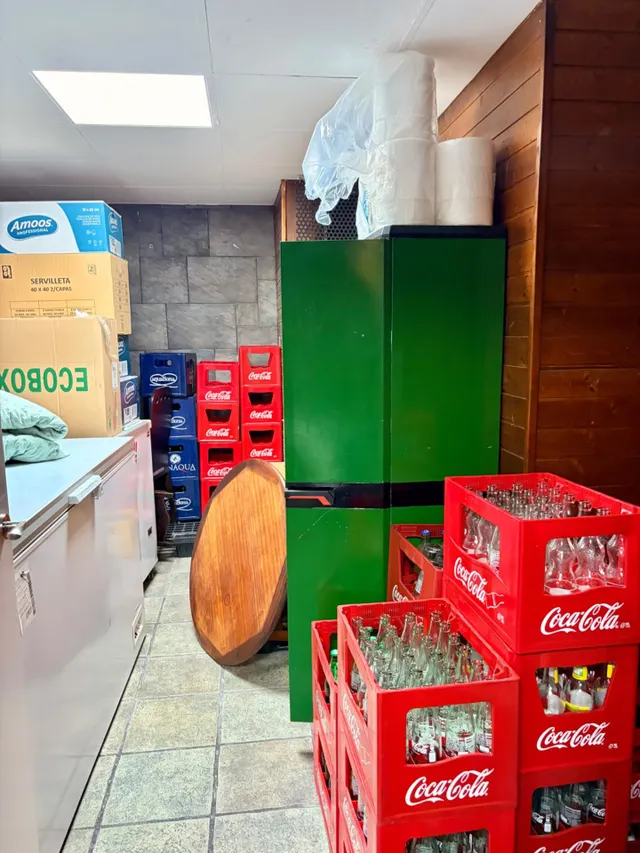 TRASPASO DE PIZZERÍA EN TORREVIEJA · LOCAL REFORMADO CON TERRAZA Y AMPLIA COCINA EQUIPADA — 21