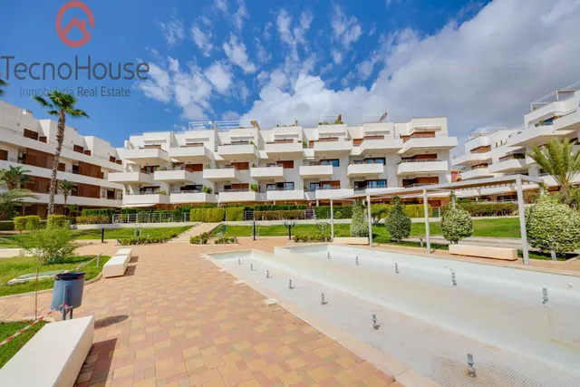 Moderno Piso en Residencial Terrazas De Campoamor con Vistas al Mar — 45