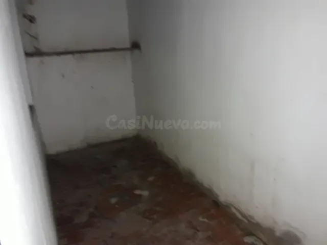 LOCAL COMERCIAL EN BUENA ZONA EN ASPE,ALICANTE,ESPAÑA. - foto 5