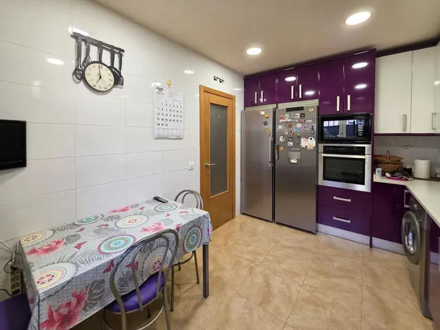 Precioso chalet adosado de 4 dormitorios con piscina privada y garaje en Carranque — 29