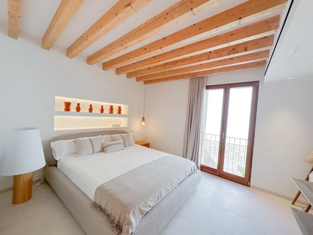 Casa con carácter y vistas a la Tramuntana en Mancor de la Vall — 46