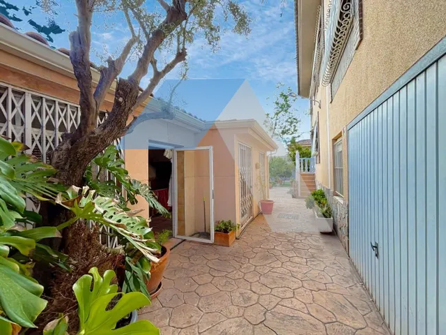 Magnífico Chalet en Parcela Urbana en Haygón — 4