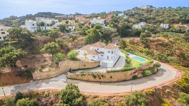 Impresionante villa totalmente amueblada y recientemente reformada — 37