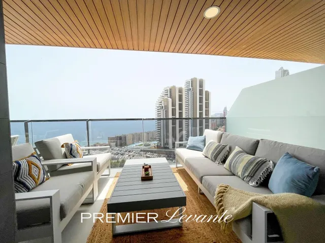 ESPECTACULAR PISO EN BENIDORM — 6