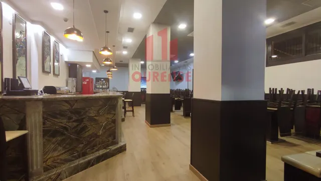 RESTAURANTE LISTO PARA COMENZAR LA ACTIVIDAD EN LA ZONA UNIVERSITARIA. — 12