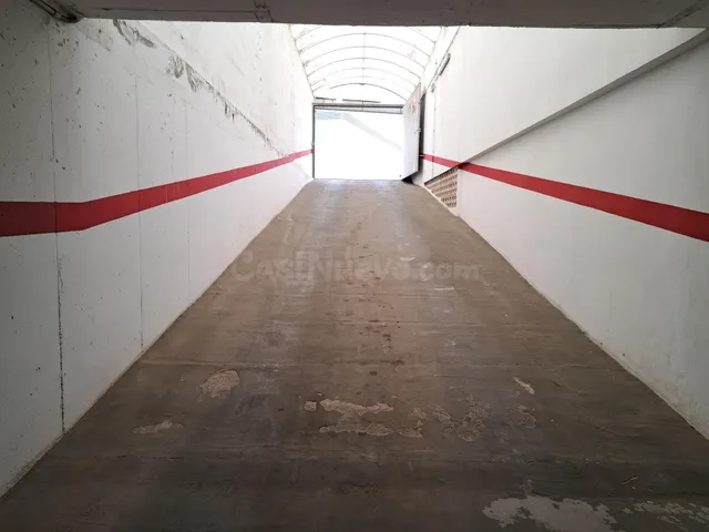 CABINA CERRADA EN VENTA. GARAJE COMUNITARIO - foto 5