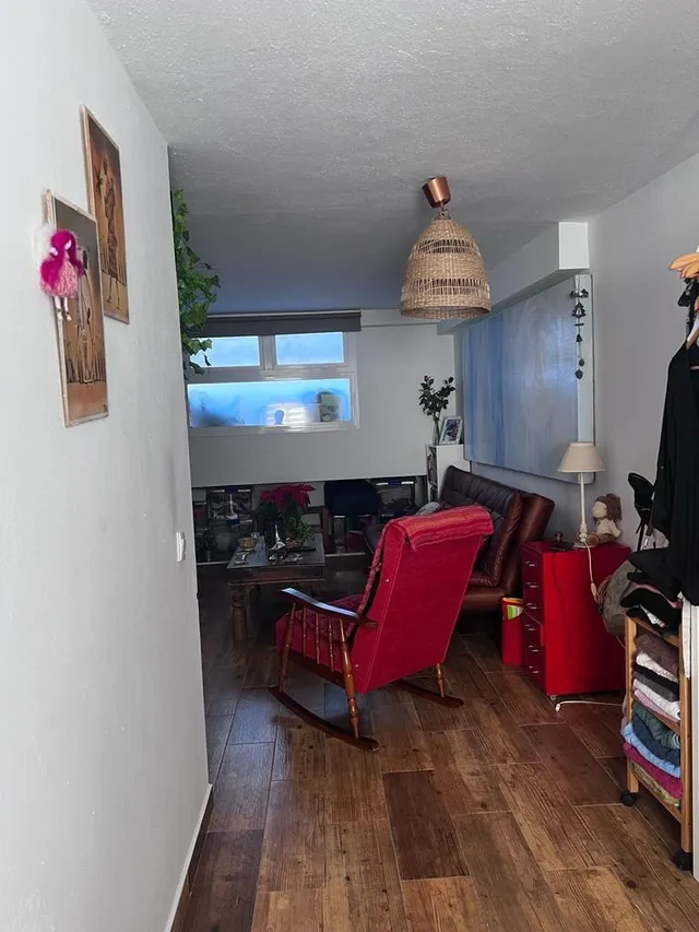 Amplio adosado totalmente reformado con Apartamento independiente. — 32