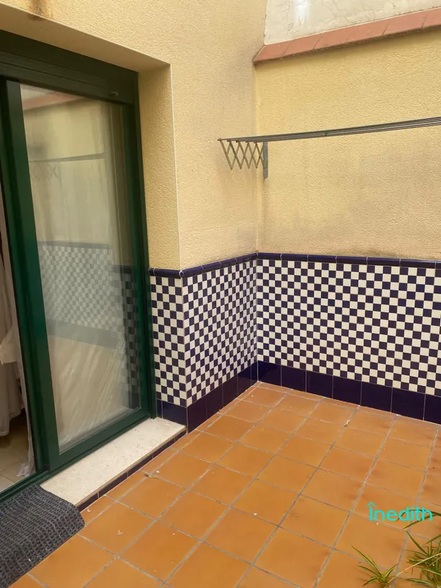 Bonito piso con patio en bonita calle centro Sitges — 41