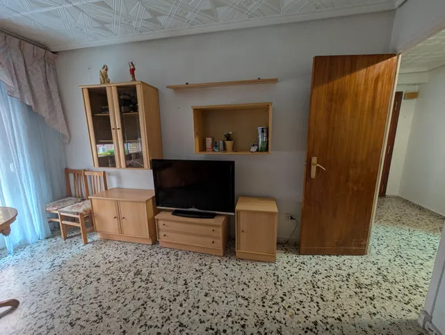 4 DORMITORIOS ,,, PISO ,, CERCA DE LA UNIVERSIDAD — 8