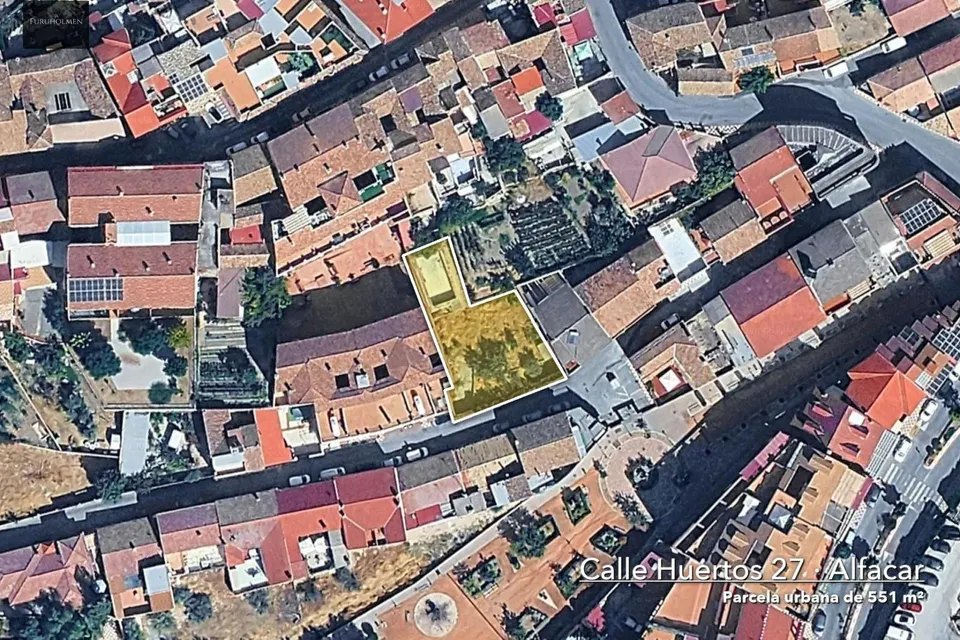Parcela de 551m2 en Alfacar para vivienda unifamiliar o plurifamiliar