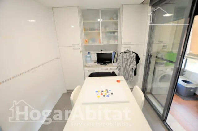 MAGNÍFICO PISO CON PISCINA, GARAJE Y TERRAZA EN BENIMACLET. — 28