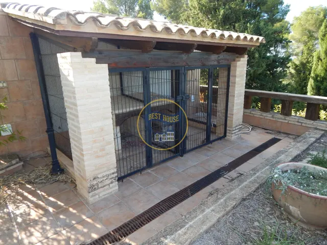 CHALET EN CONSTRUCCIÓN. ALBAIDA. — 35