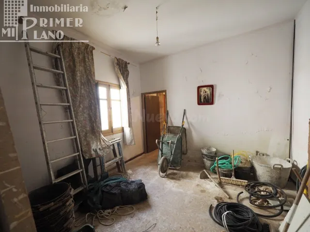 *¡¡SOLO 52.000 Euros !! TU CASA PARA REFORMAR con 206 m2 de  - foto 5