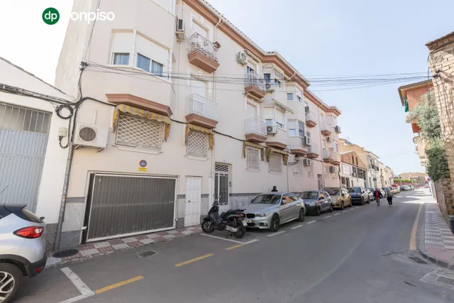 Plaza de aparcamiento de 25 m2 en Armilla (Granada) – acceso por calle málaga — 6
