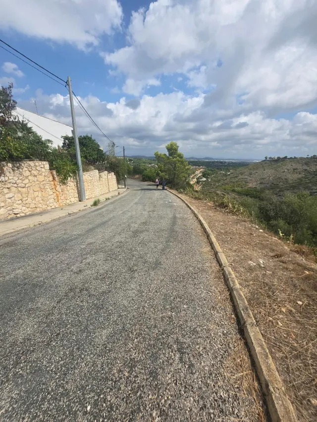 Exclusiva parcela urbana de 3.570 m2 en Cumbres de Calicanto - foto 3