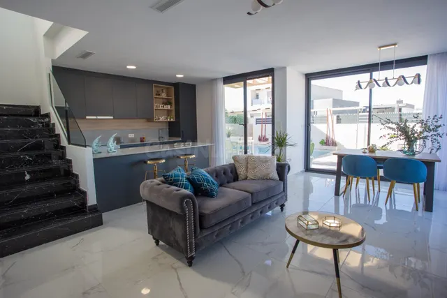 Villas independientes de 3 dormitorios con piscina, zona Los - foto 5
