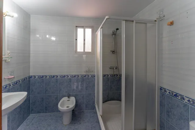 Exclusivo Chalet en Alhaurín el Grande con Piscina y Amplias Vistas — 38