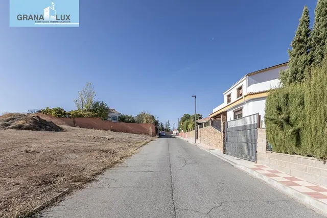 2 solares de 780m2 cada uno. Precio de cada solar 99.000€. — 5