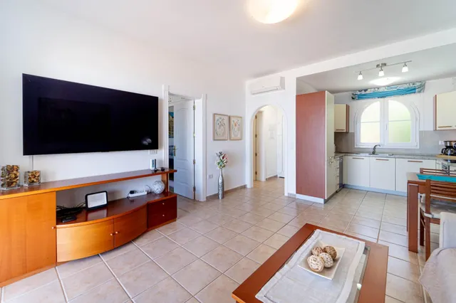 Exclusivo apartamento con amplia terraza y vistas al mar en Loma Verde — 20