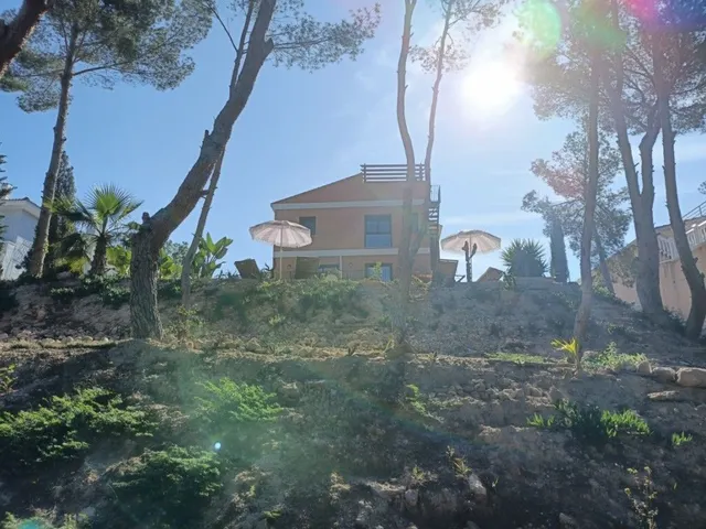 Villa 5 habitaciones 256m² en venta - Zona Pueblo — 11