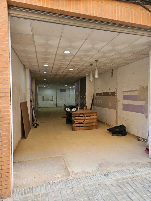 Local comercial 92m² en alquiler - Benetússer