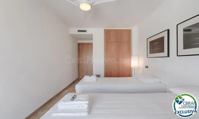 Ático en 1º línea con solárium, preciosas vistas y licencia  - foto 3