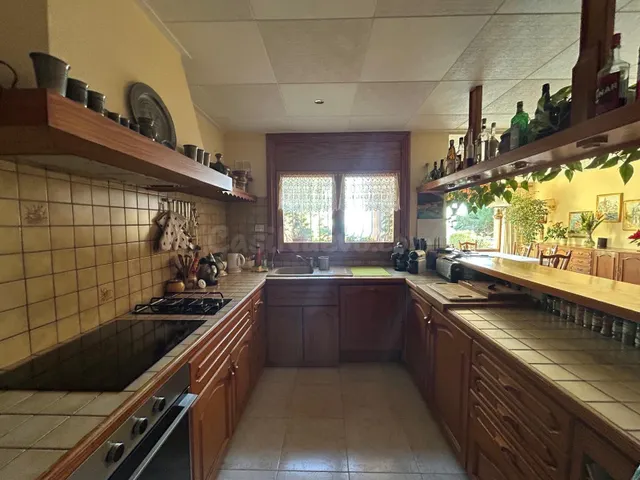 Encantadora villa con vistas al mar y piscina en una ubicaci - foto 2