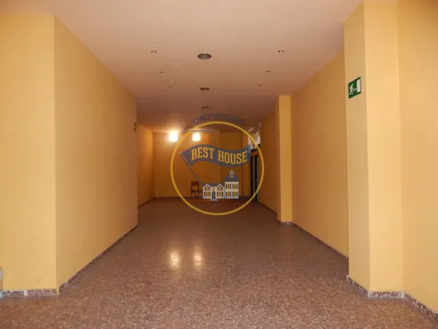 LOCAL COMERCIAL EN ONTINYENT (VALENCIA) — 4