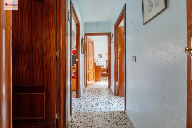 Amplio y Luminoso Piso en zona norte. — 18