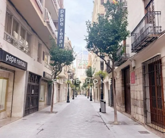 ÁTICO CON CARACTER Y TERRAZA PRIVADA EN PLENO CENTRO DE CASTELLÓN — 18