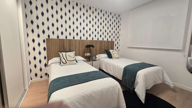 VIVIENDA CON PISCINA y SUPER TERRAZA de 100  m2 — 23