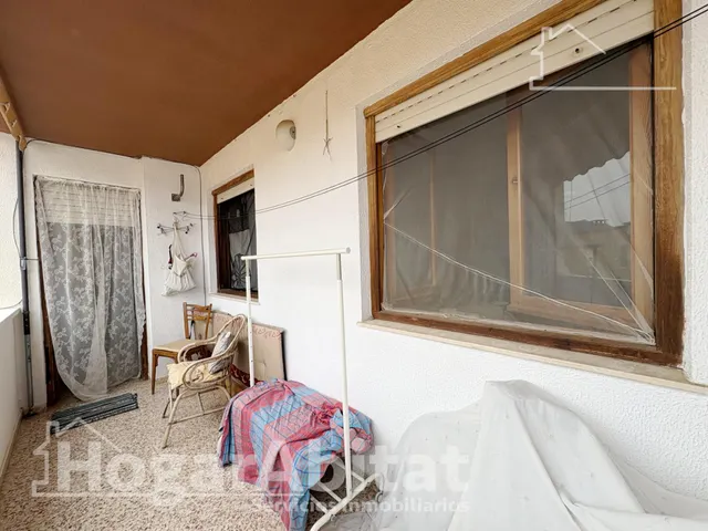 OPORTUNIDAD DE INVERSIÓN! EXTERIOR CON BALCÓN Y GARAJE — 33