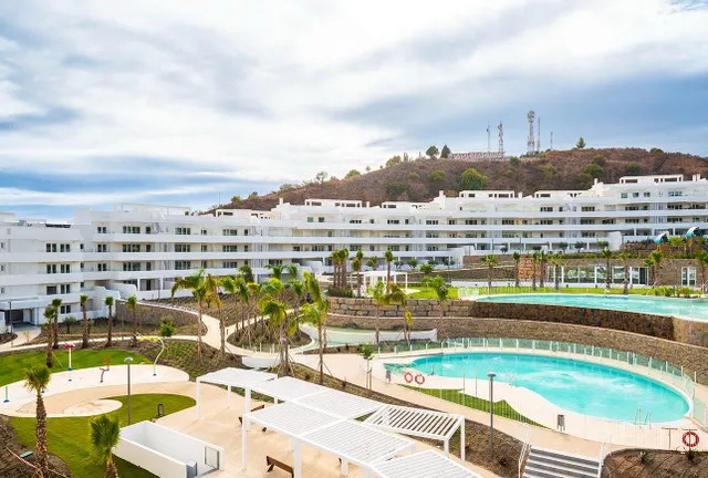 EXCLUSIVO ATICO EN SERENA HOMES, EL LIMONAR, MÁLAGA — 44