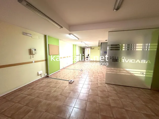 Amplia oficina en alquiler y venta en Ontinyent (Valencia) — 15