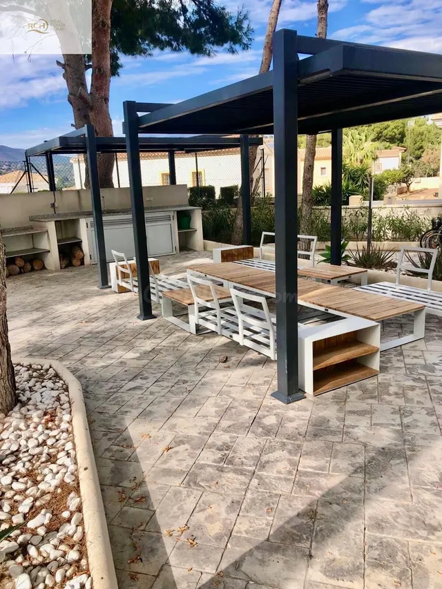 MODERNO CHALET EN ALQUILER EN CALPE — 27