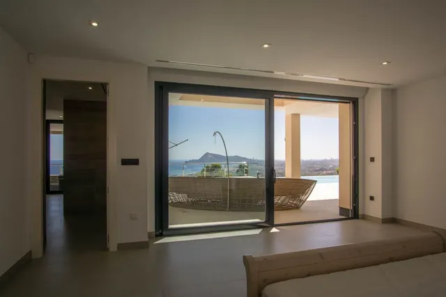 Villa 5 habitaciones 680m² en venta - Urbanizaciones — 25
