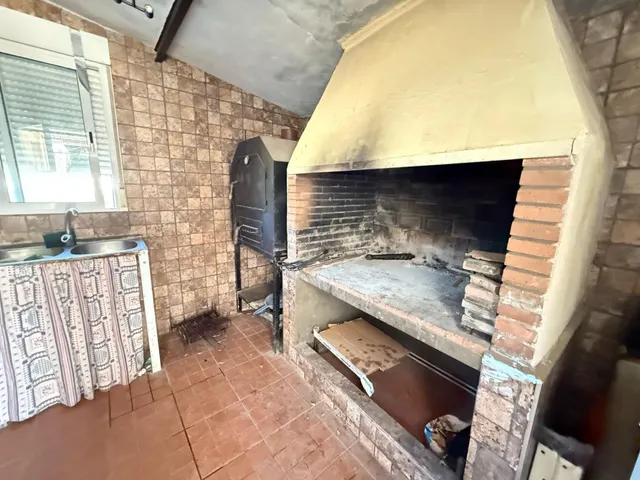 Encantador Chalet en Crevillente con Amplio Terreno y Piscina Propia — 17