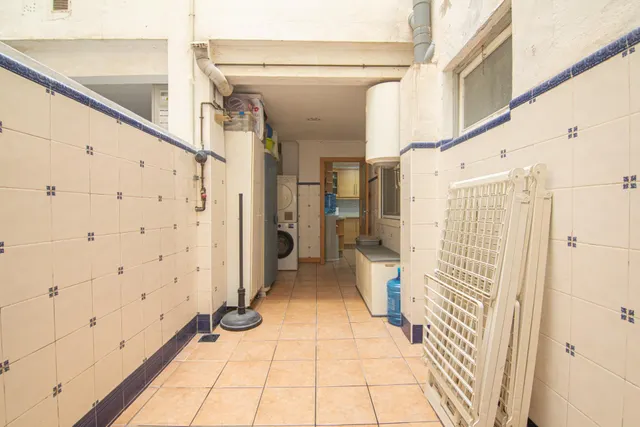 Tu refugio de luz en el corazón de Elche: entresuelo reformado con patio pisable — 15