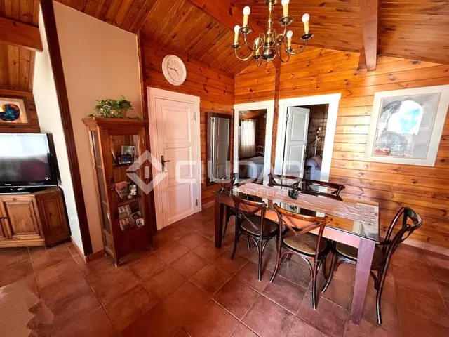 Casa con amplio terreno y piscina junto a Jaramar — 9