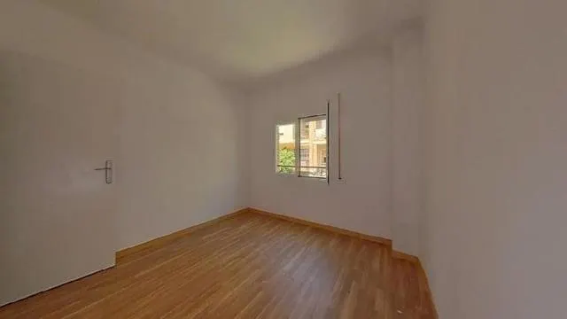 CASA EN VENTA OKUPADA EN C/ JOTA — 5