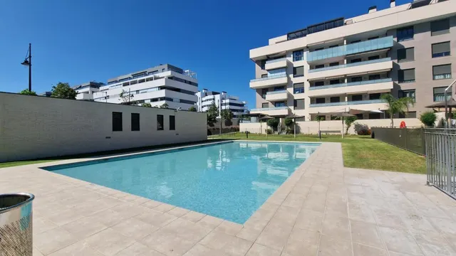 GRAN ATICO DE LUJO EN LA PLAYA DE LOS ALAMOS - foto 2