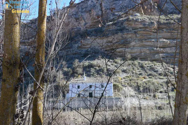 Monumento Natural con Casa y Chiringuito — 12