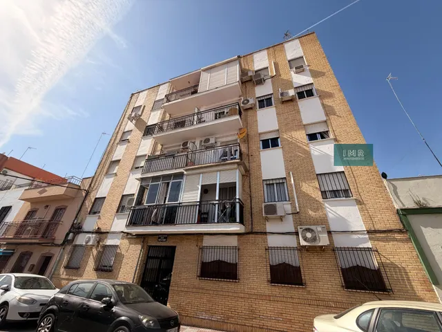 Piso luminoso en venta en Tomares, junto a Navarro Caro — 17