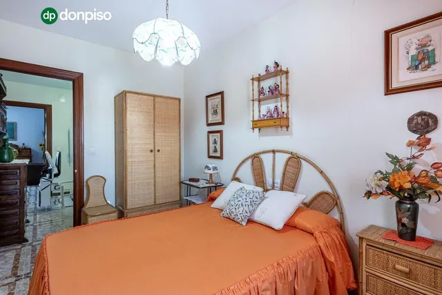 Casa en Ogijares con piscina comunitaria. — 21