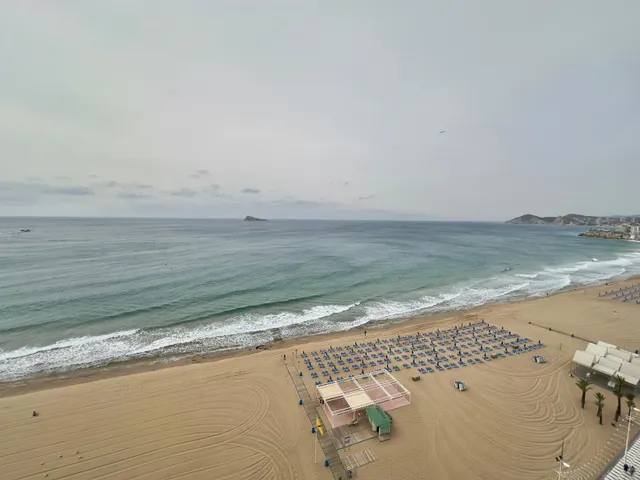 FABULOSO APARTAMENTO EN 1ª LINEA DE LEVANTE — 24