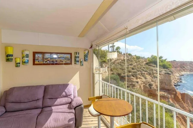 SE ALQUILA APARTAMENTO CON VISTAS AL MAR EN ORIHUELA COSTA ( - foto 4