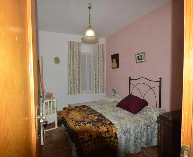 PLANTA BAJA EN VENTA CON PARCELA, LA MAGDALENA — 17