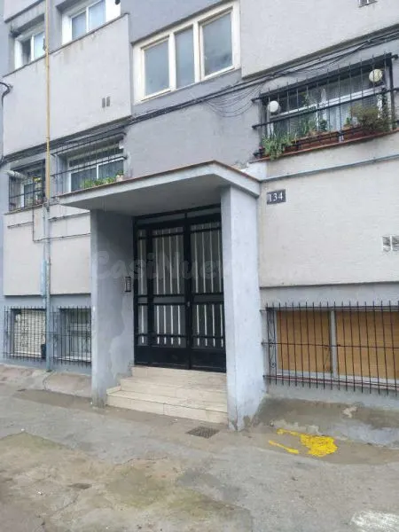 Se vende Piso OKUPADO en Agudes 134 Barcelona, (Barcelona). — 3