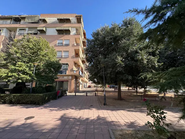 NUDA PROPIEDAD EN ZONA CÁMARA DE COMERCIO – GRANADA — 13