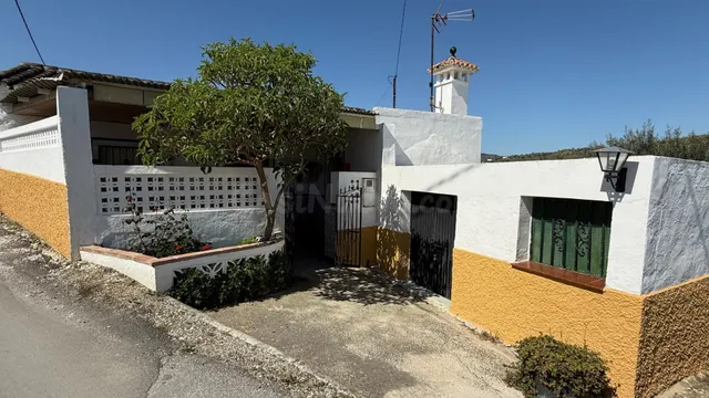 Casa rústica a la venta con 4.000 m2 de terreno en Coín, zon - foto 2
